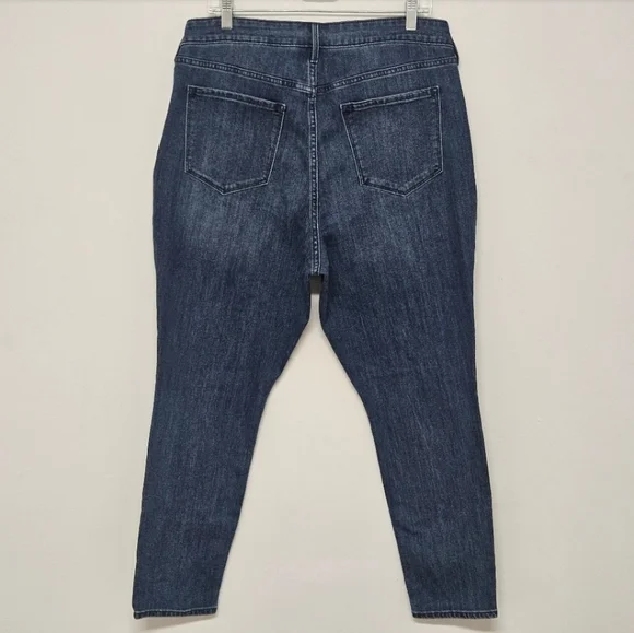 15 NWT OLD NAVY HIGH RISE WOW SUPER SKINNY JEANS WOMEN'S PLUS SIZE 16 - Picture 3 of 9
